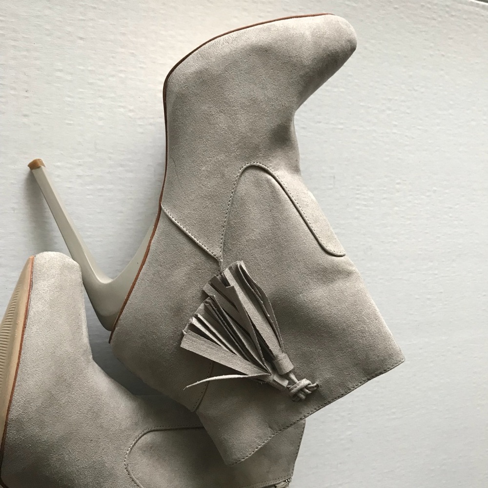 BEAUTIFUL Taupe Faux Suede Bootie - Picture 4 of 6